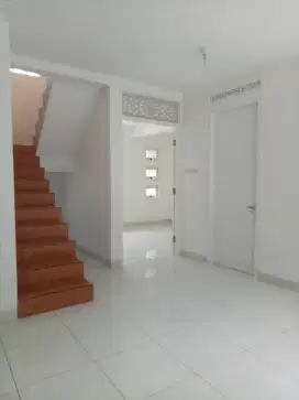 Dijual Cepat Rumah di Taman Kopo