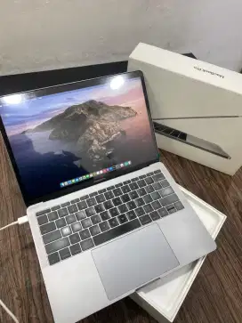 macbook pro 13inci 2017 8/512gb core i5 fullset