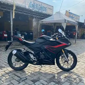 HONDA CBR 150 R NEW LED ABS 2022 LIKE NEW DP 1.000
