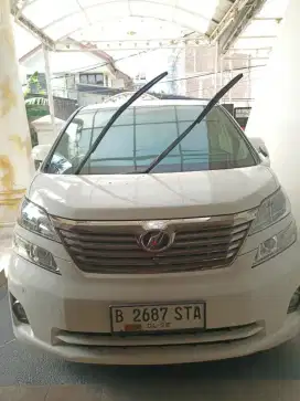 Toyota Vellfire tipe V 2.4