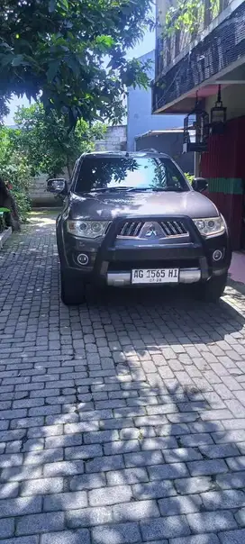 Pajero Sport S 2.5D GLS MT