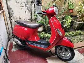 Vespa Lx 125 Merah 2012 Carbu Full orisinil.