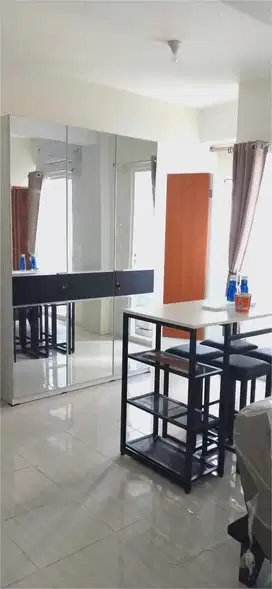 Apartemen puncak dharmahusada tower B tipe 4 br jadi 3 br full furnish