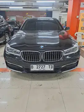 BMW 730li G12 Tahun 2017 - Tgn 1 - Mgk Kemayoran