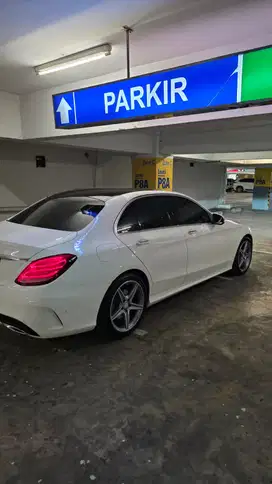 Mercedes-Benz C250 2016 Bensin
