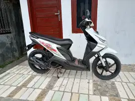 Honda beat tahun 2010