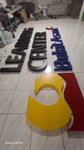 Costum Huruf Timbul | Jawa Barat