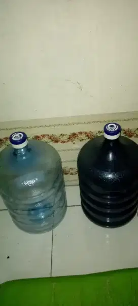 Bekas aqua galon