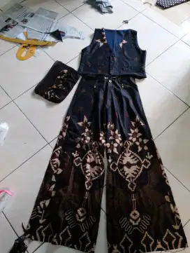 Mencari loker jahit dan rias wajah