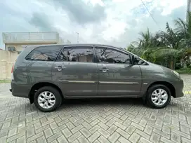 Toyota Kijang 2010 Bensin