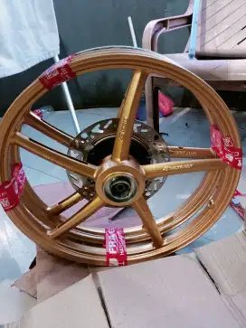 Velg rcb ring 17