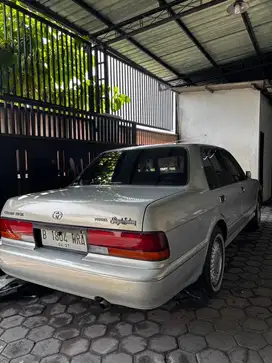 Toyota Crown Royal Saloon 2.0 AT 1994