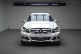 Mercedes-Benz C200 (2012)