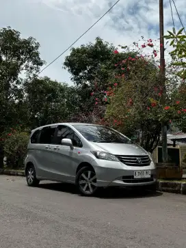DpP4JT honda freed psd 2009