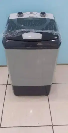 Service Ac,Mesin Cuci,Kulkas,Pompa Air dan Bongkar Pasang AC.