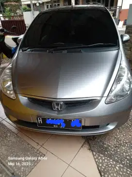 Honda Jazz 2005 1.5 idsi A/T silverstone metallic