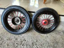 Velg racing R 14 Honda Vario 125 / 150