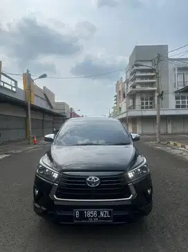Toyota Innova Venturer 2020 matic tdp10jt  at 2.0 - 2021 hitam 2019