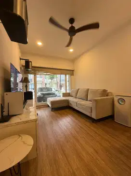 Rumah Cantik dan Rapih Cluster Faraday Summarecon Gading Serpong