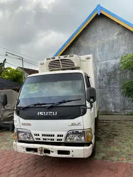 Isuzu elf nhr 55 engkel box thermo pendingin