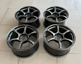 Velg ADVAN RG 2 R18