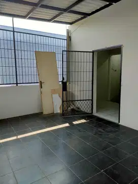 DI JUAL Ruko di Kota Baru Parahyangan Bandung, Strategis