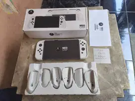 Skull & Co. Nintendo Switch Neo Grip Case White for v1 v2 OLED