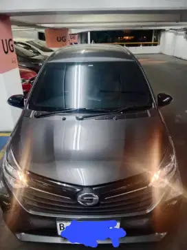 Dijual Mobil Sigra 1.2AT R bagus KM rendah