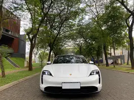 Porsche Taycan 4s ATPM Electric AWD 2021 /2022