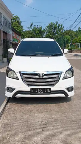 Toyota Kijang Innova 2015 Bensin