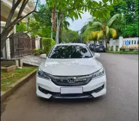 Honda Accord / AT / Low Mileage