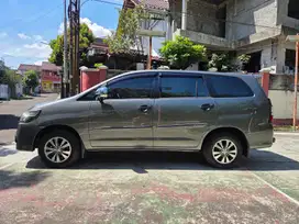 Toyota Kijang Innova 2015 Bensin