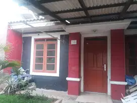 Dikontrakkan Rumah Asri dalam cluster di daerah Cikarang