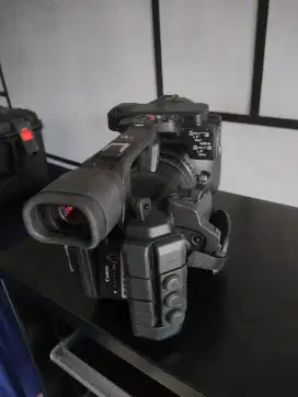 Camcorder camera Canon xf 605