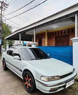 Honda Accord 1990 Bensin