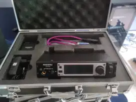 Hardwell ear monitor 700m