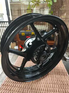Velg Belakang Ori Ninja ER6F dan ER6N
