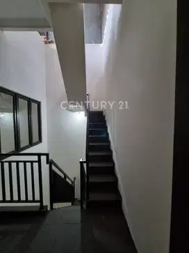 Rumah Bangunan Baru Di Jalan Kopyor Raya