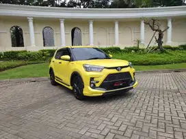 Raize GR Single Tone 1.0 CVT 2022 Kuning