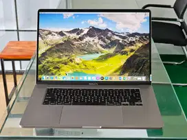Macbook Pro 16 2019 Touchbar intel core i7 Ram 16 GB SSD 500 GB Dual G