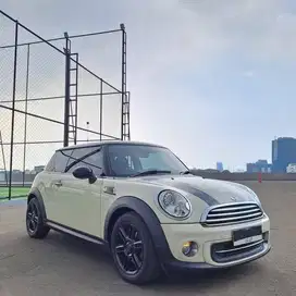 [ Baker Street ] Mini Cooper 1.6 2012 Putih Panoramic