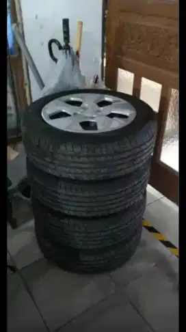 Velg Kaleng Ban 205/60/R16 Wuling Alvez 2023