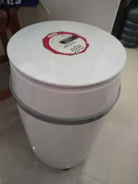 Mesin cuci MITO kecil 3.5kg