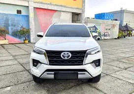 [ANTIK]TOYOTA FORTUNER VRZ 2.8 AT PUTIH 2022 MODEL GR
