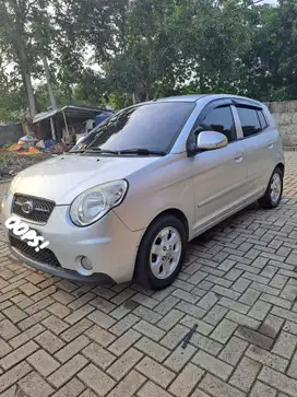 Kia Picanto 2010 Bensin