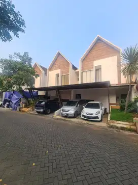 Rumah Jagakarsa Dijual. Dekat Toll, Dlm Townhouse - NEGO SD DEAL