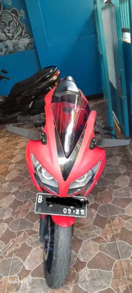 CBR 150 R Merah Mulus