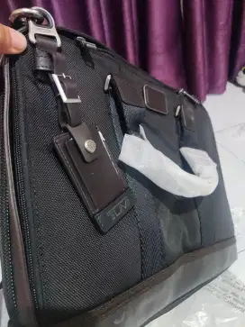 Jual cepat tas TUMI