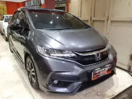 KM 31RB!! JAZZ RS AT 2018 GREY / MODEL THN 2019 (BINTANG MOTOR)