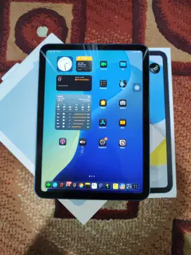 Preloved ipad 10 64gb blue like new - garansi resmi ibox panjang